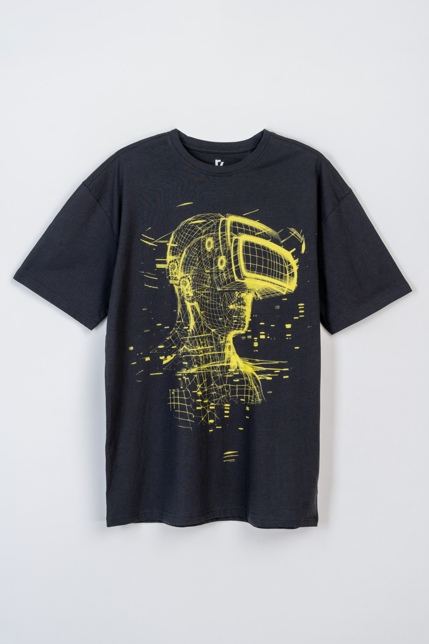 Czarny t-shirt z autorską grafiką z przodu