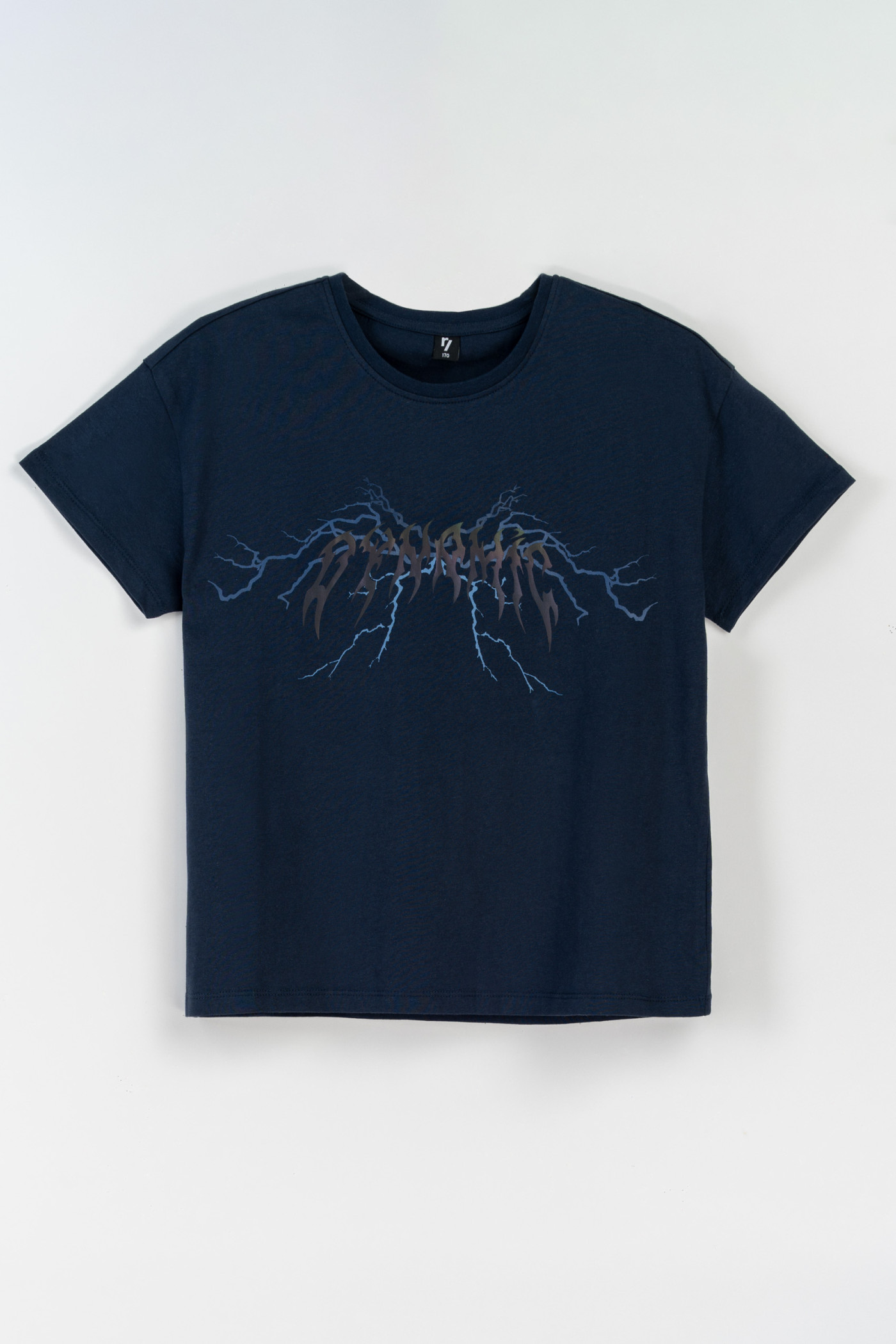 Granatowy t-shirt z autorską grafiką z przodu