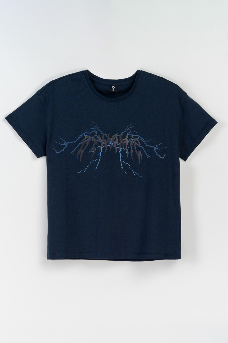 Granatowy t-shirt z autorską grafiką z przodu