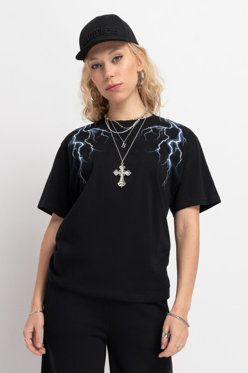 Czarny t-shirt OVERSIZE z autorską grafiką na ramionach