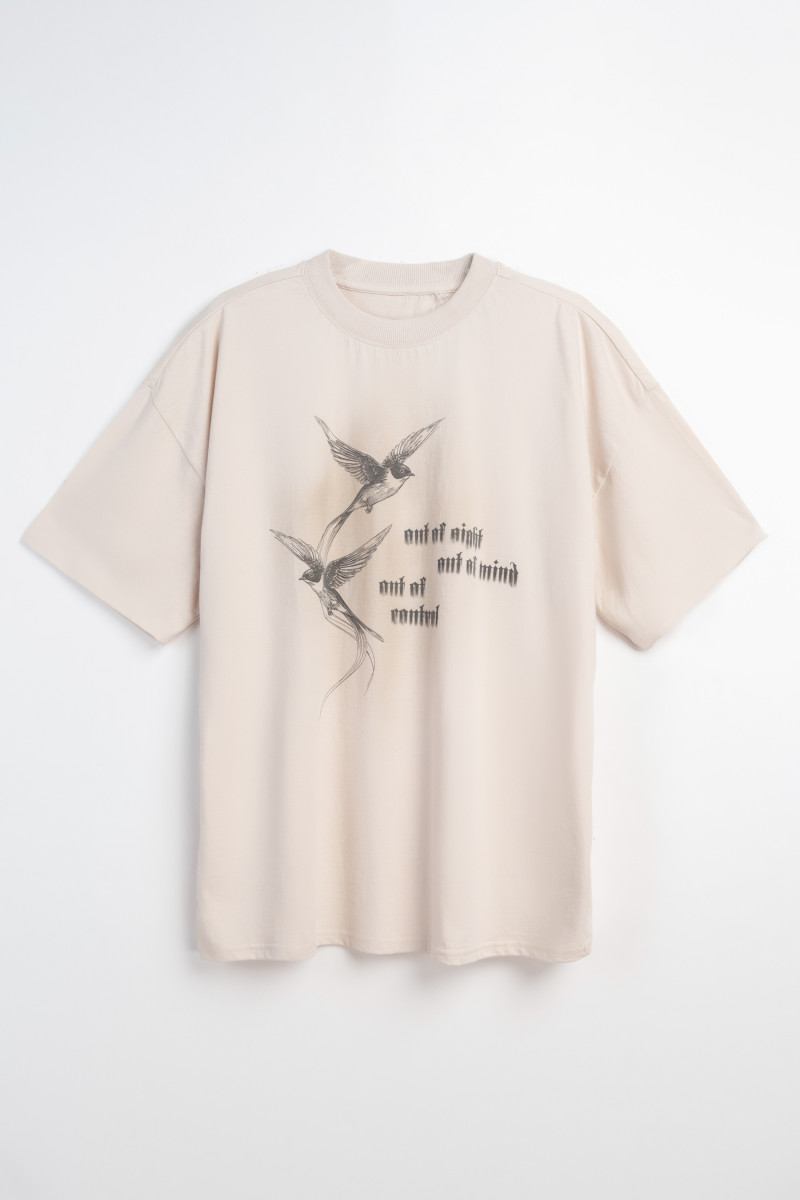 Beżowy t-shirt OVERSIZE z autorską grafiką z przodu