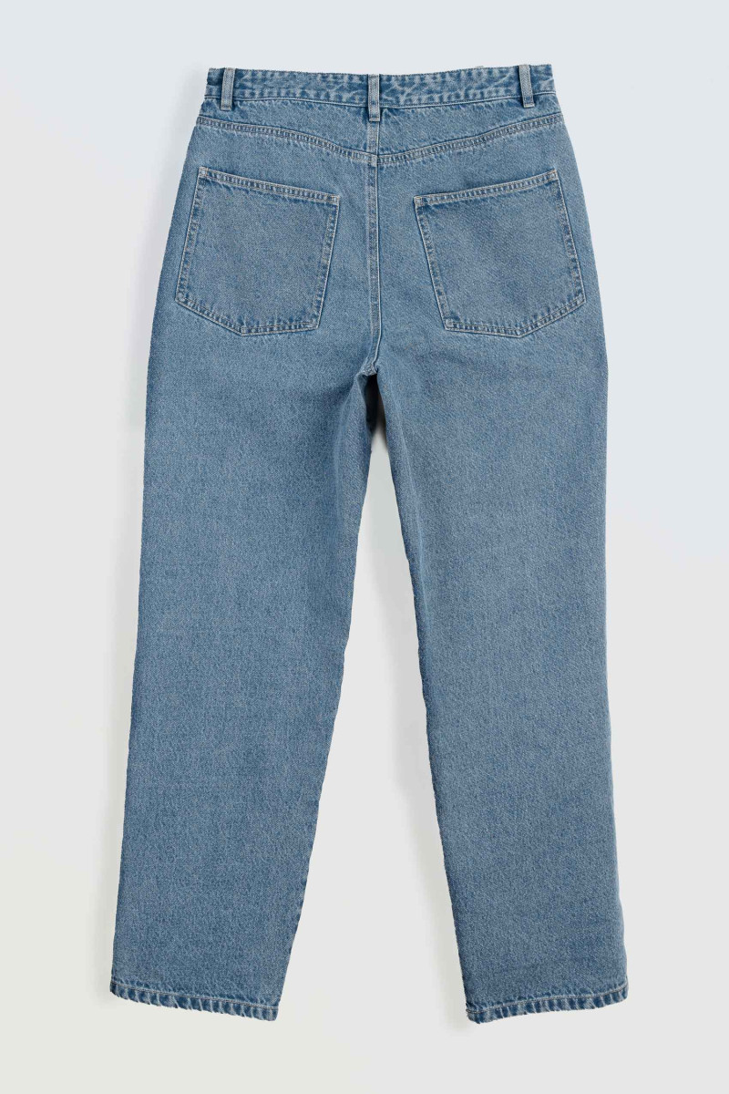 Niebieskie spodnie jeansowe o kroju BAGGY