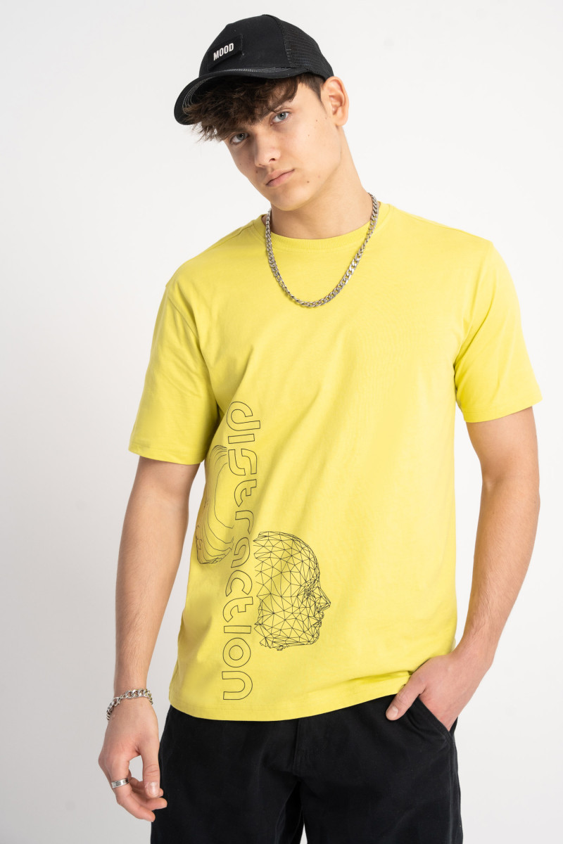 Limonkowy t-shirt z autorską grafiką z przodu Limonkowy t-shirt z autorską grafiką z przodu