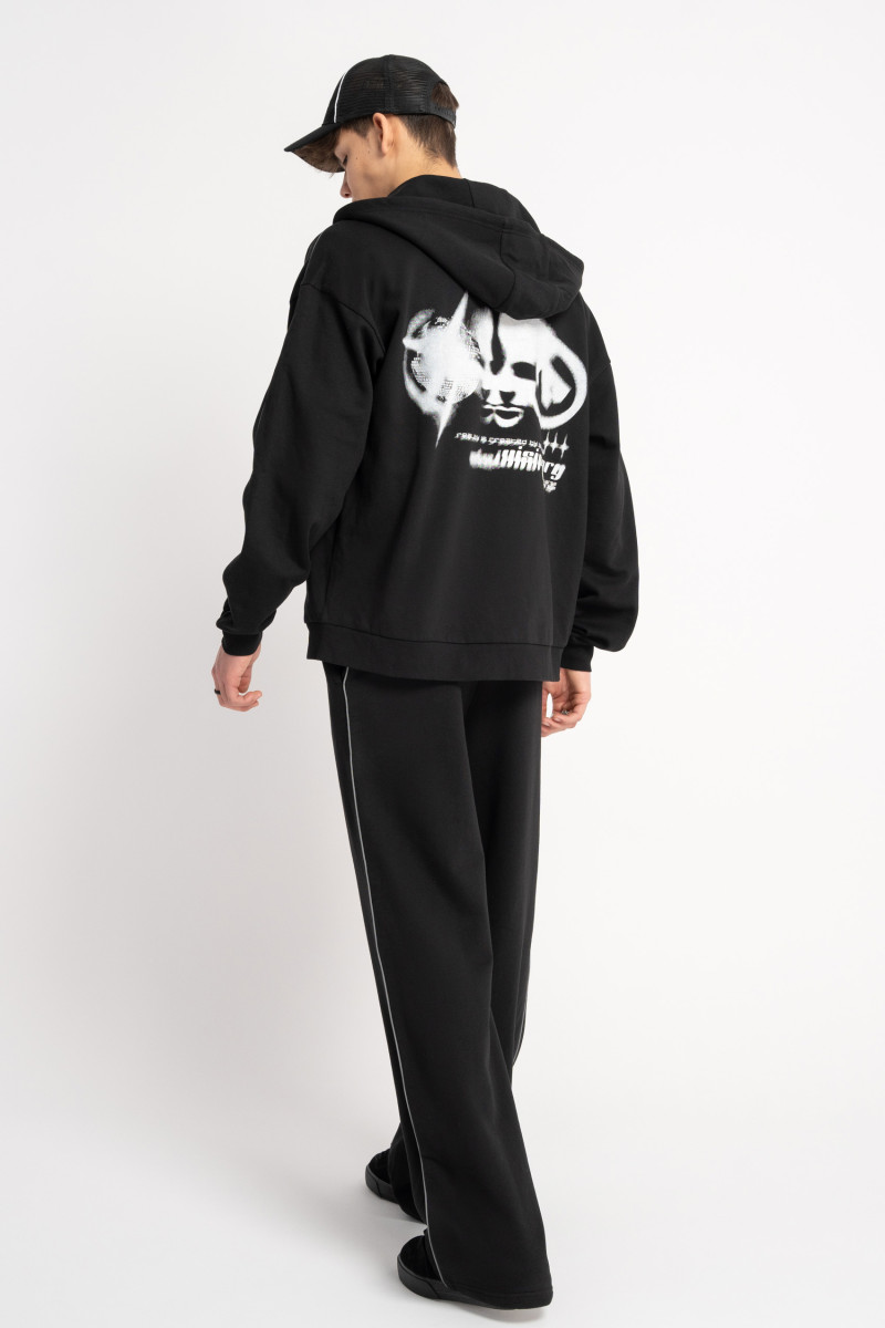 Czarna bluza LOW REGULAR z kapturem z autorską grafiką na plecach, czarny