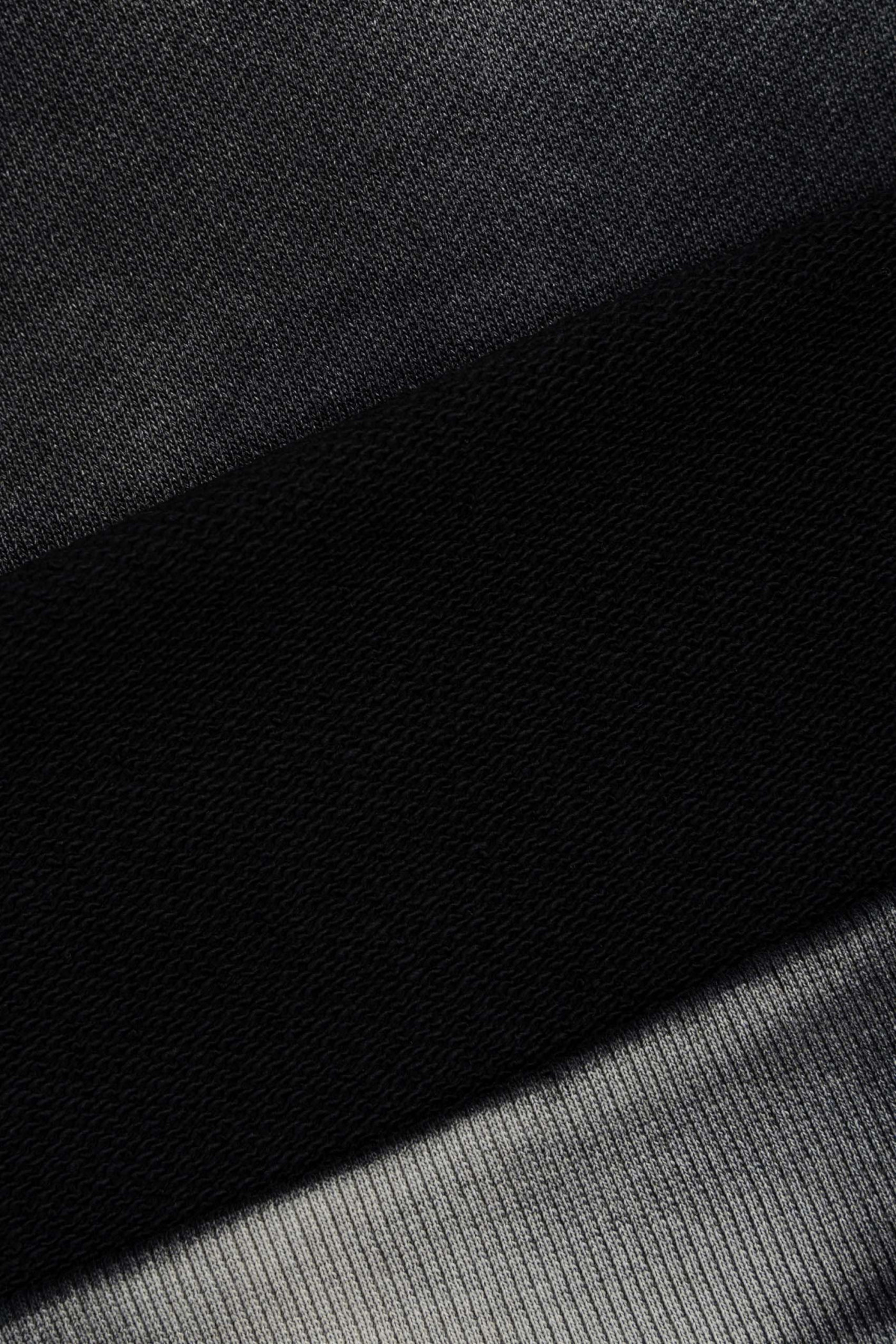 Bluza z kapturem z nadrukiem na całości