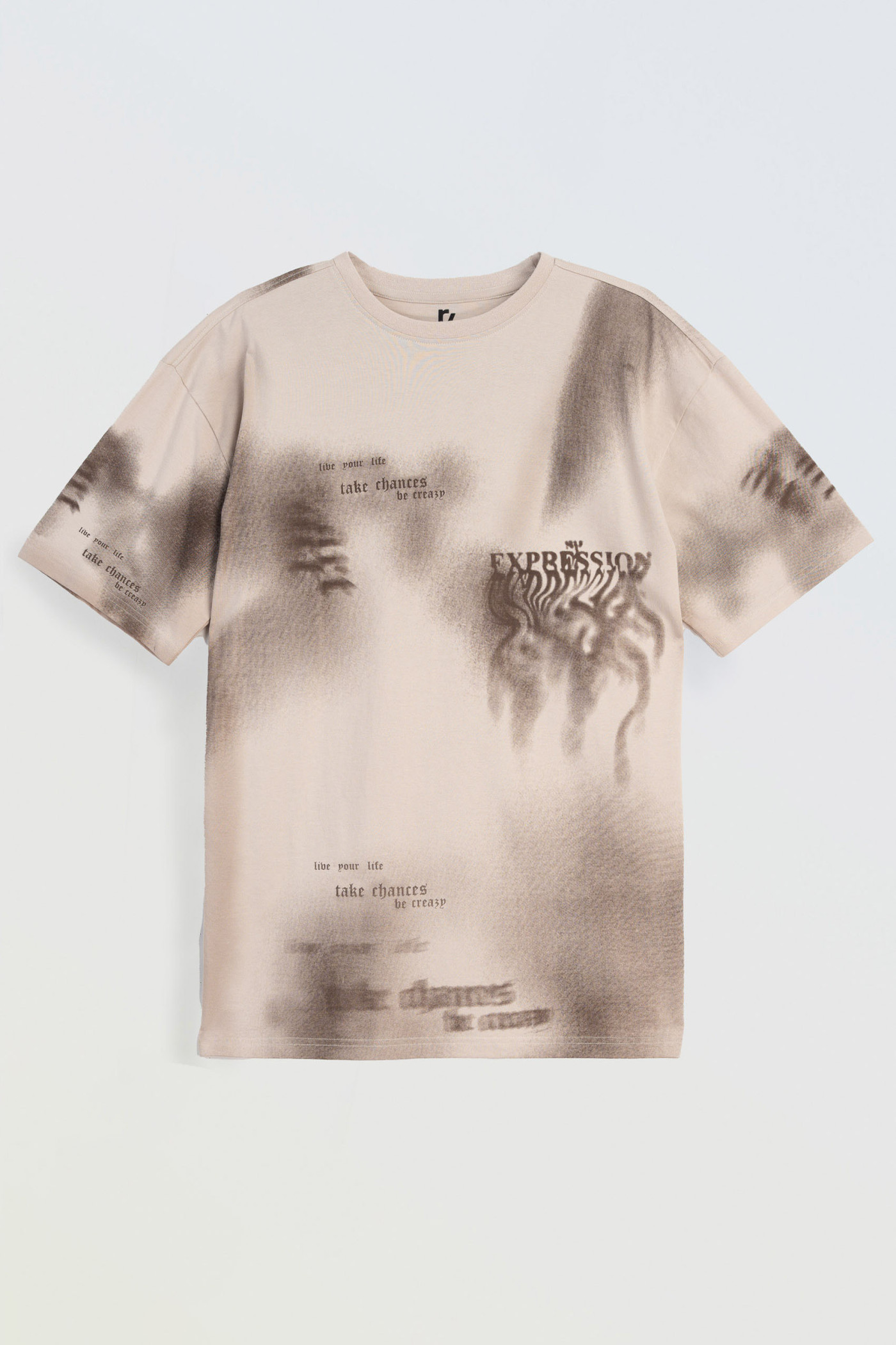 Beżowy t-shirt z nadrukiem na całości