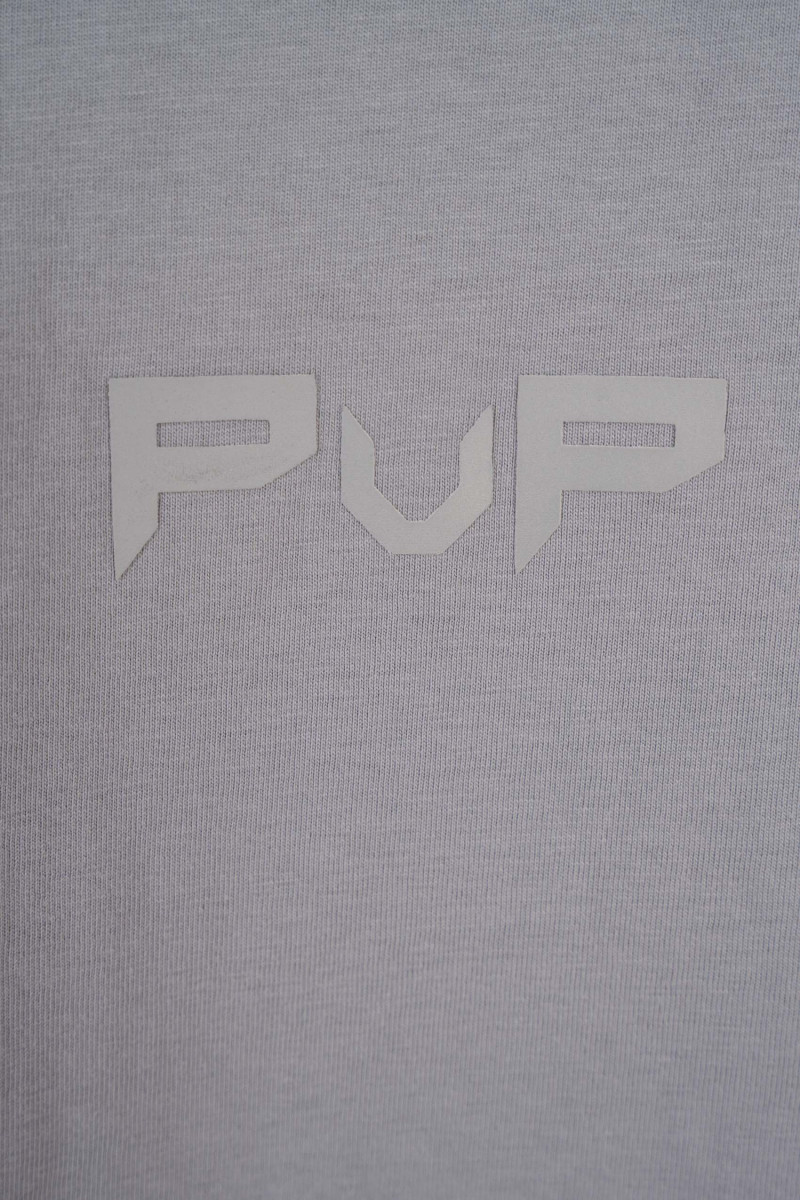 Szary t-shirt BOXY z minimalistycznym nadrukiem z przodu