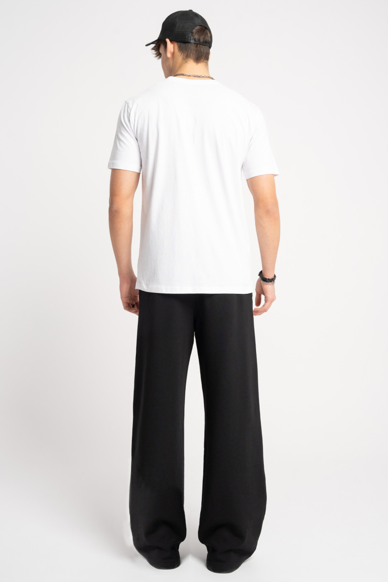 Biały t-shirt z autorską grafiką z przodu Biały t-shirt z autorską grafiką z przodu