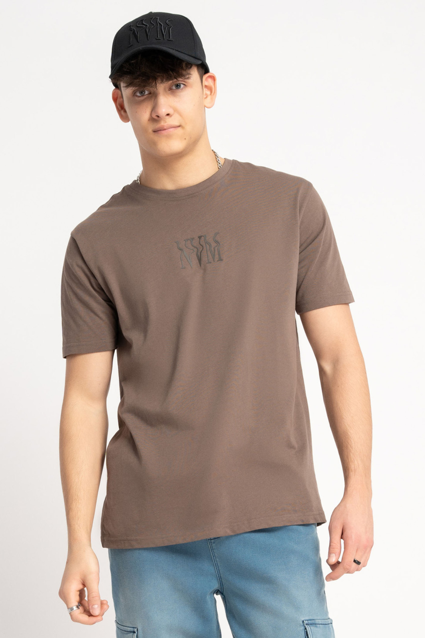 Brązowy t-shirt z minimalistyczną grafiką z przodu Brązowy t-shirt z minimalistyczną grafiką z przodu