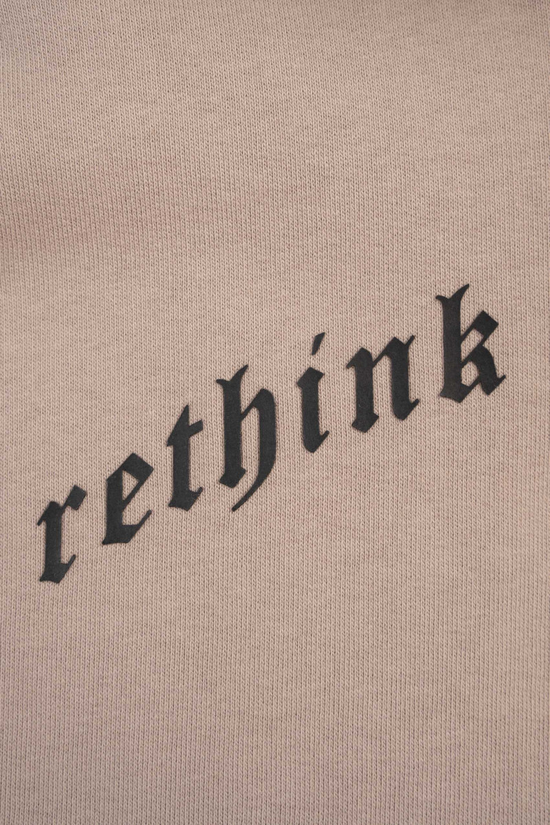 Beżowa bluza z kapturem z autorską grafiką z tyłu