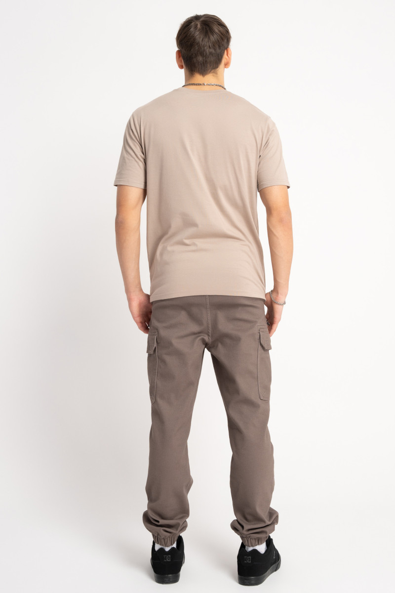 Ciemnobeżowy t-shirt z autorską grafiką z przodu