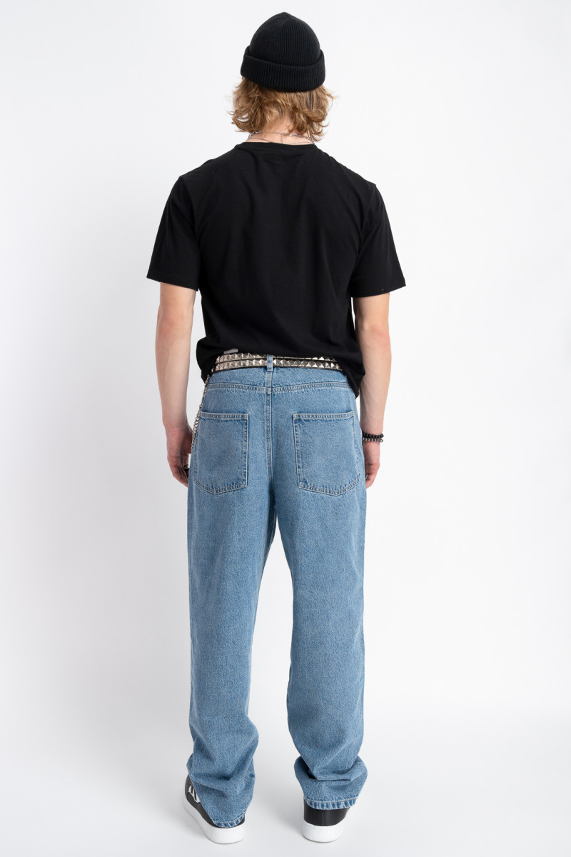 Niebieskie spodnie jeansowe o kroju BAGGY