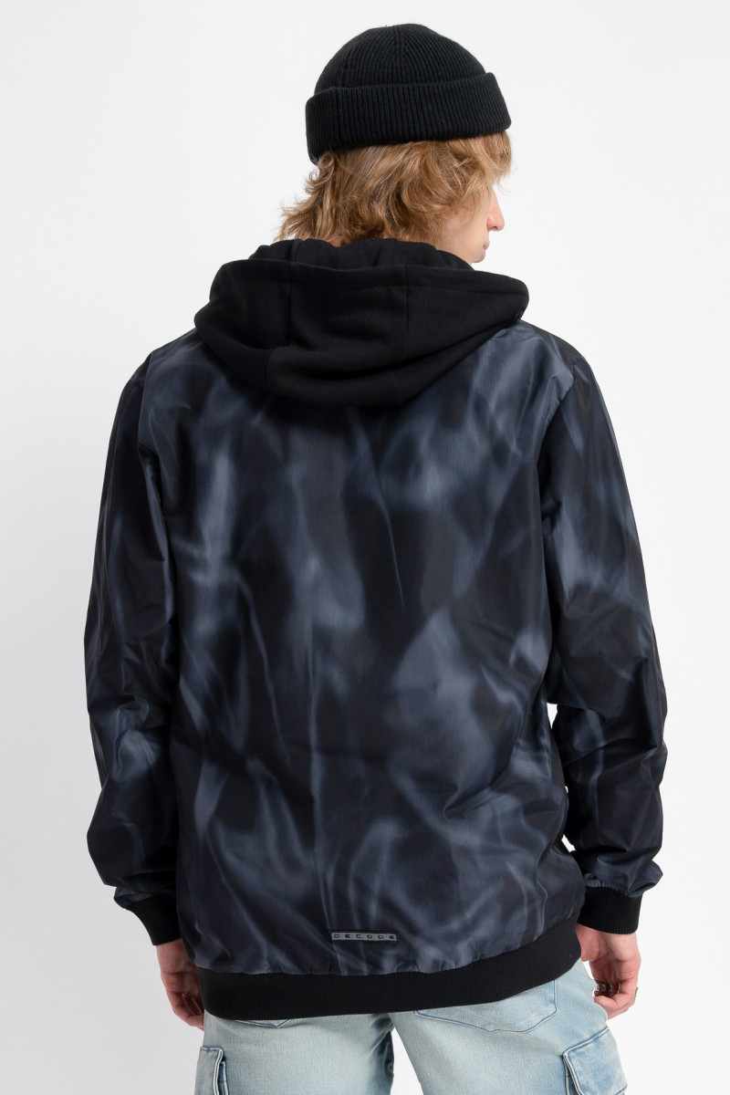 Niebieska kurtka przejściowa z kapturem z efektem cieniowania