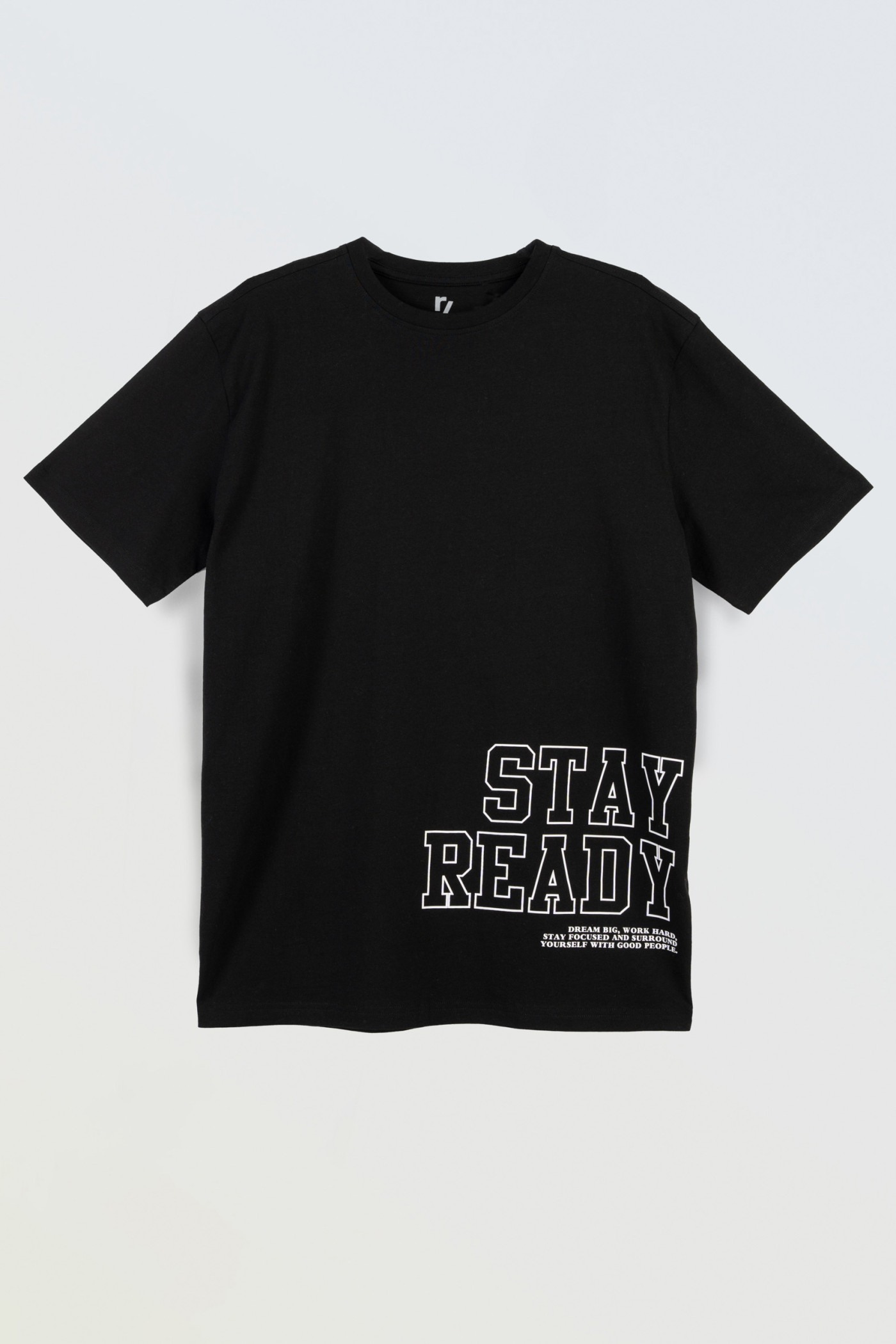 Czarny t-shirt z asymetryczną grafiką z przodu