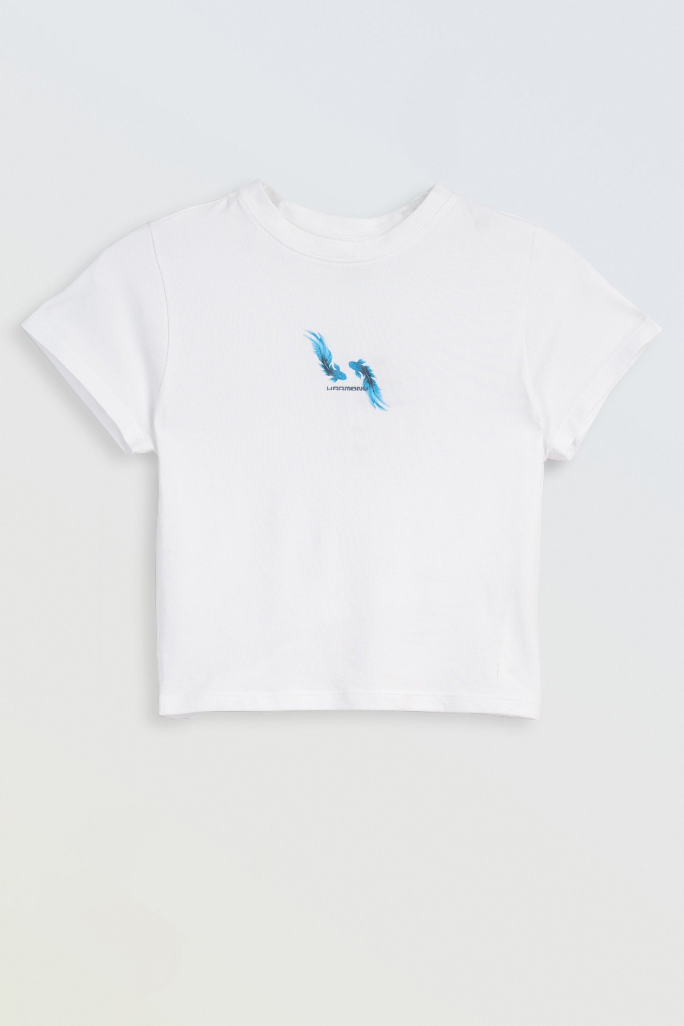 Biały CROP TOP z minimalistycznym nadrukiem