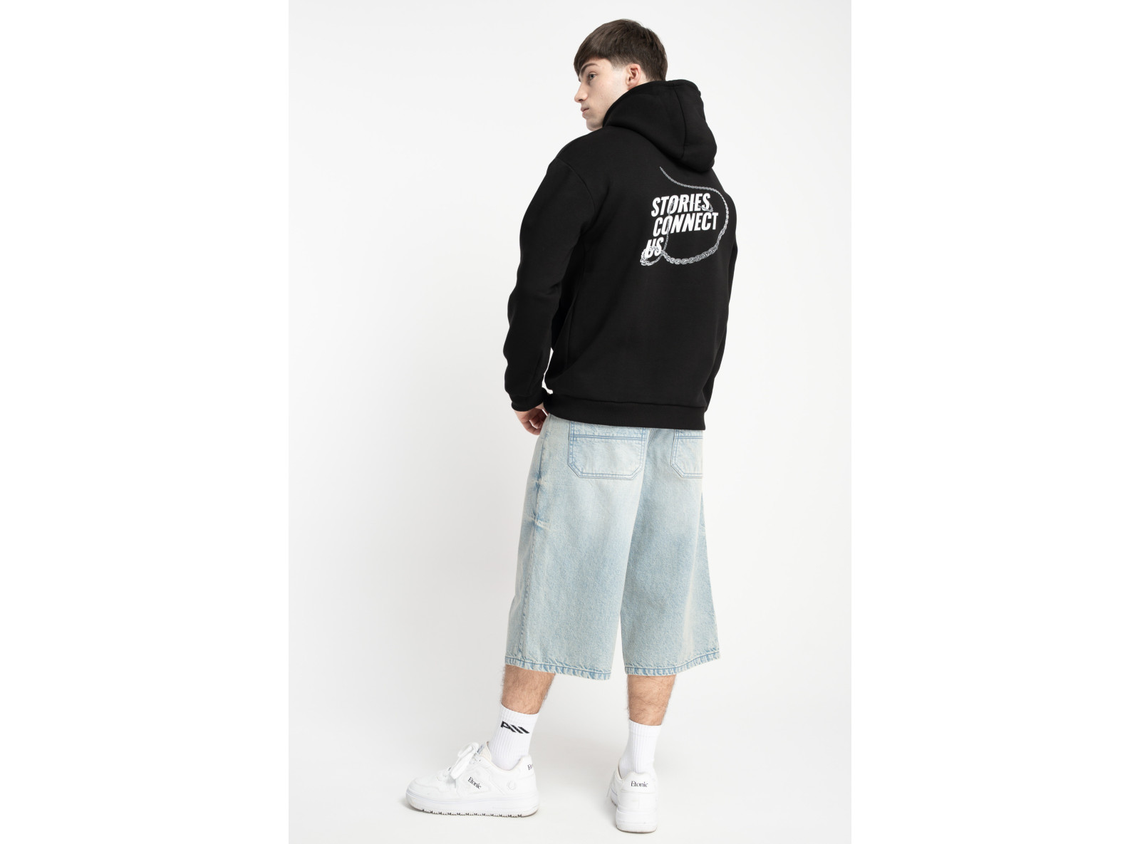 Jasnoniebieskie krótkie spodenki jeansowe model JORTS