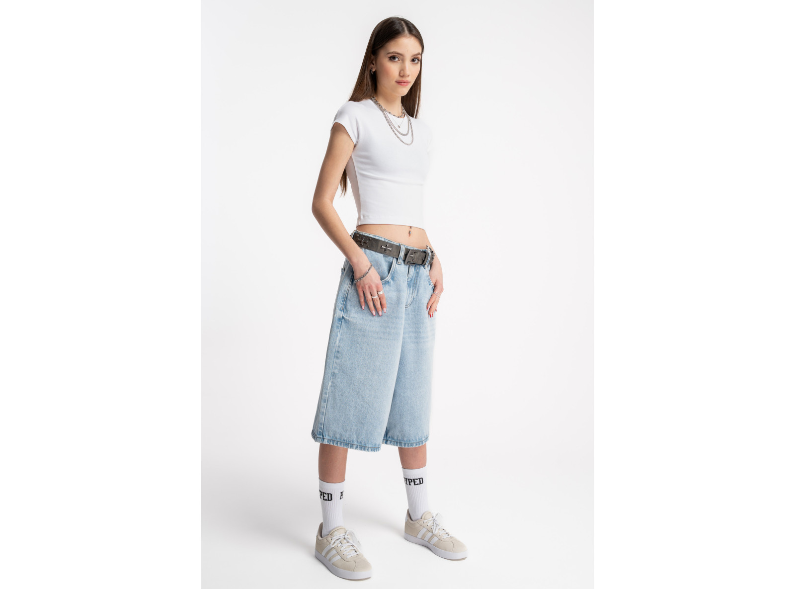 Biały CROP TOP bez nadruków