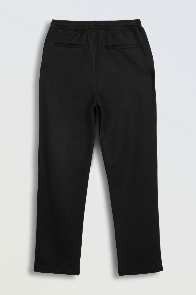 Czarne spodnie garniturowe typu CHINOS