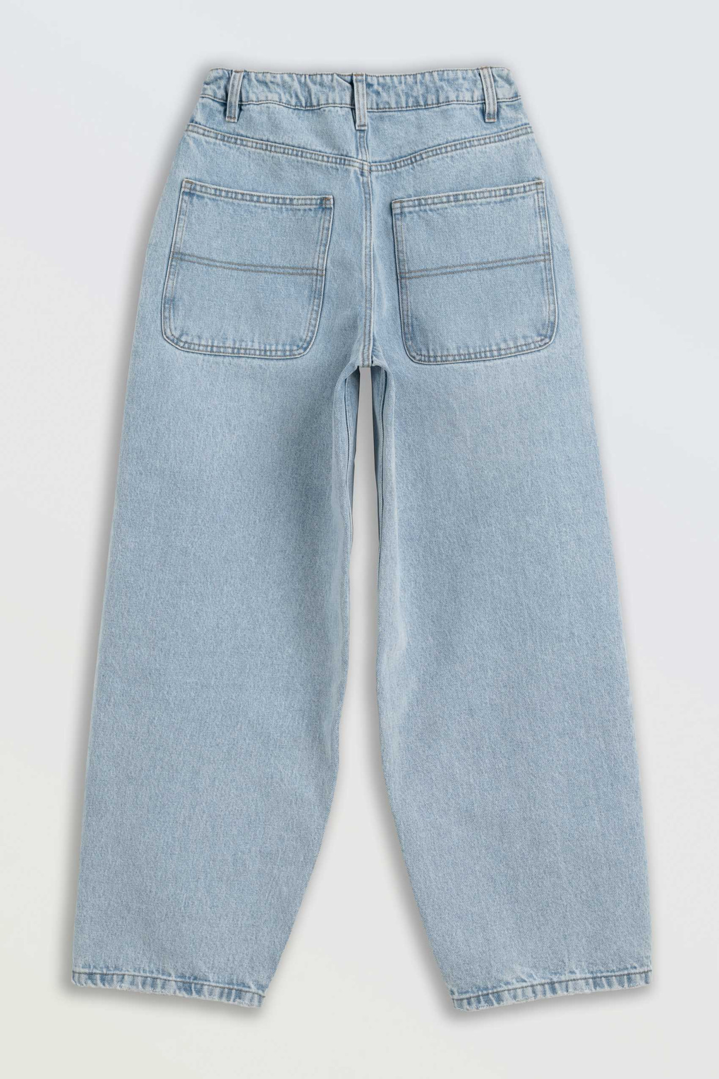 Jasnoniebieskie jeansy BALLOON