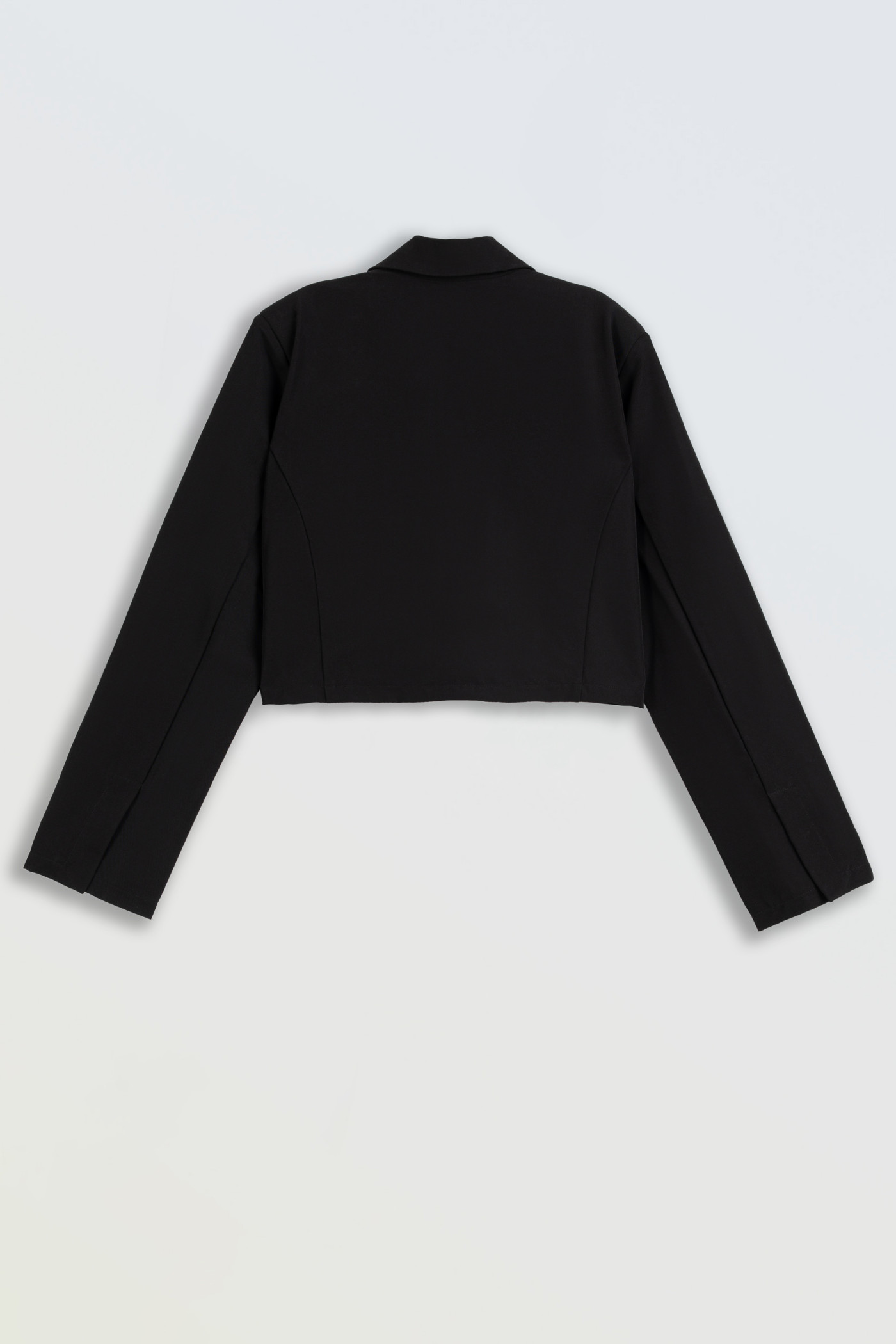 Czarny elegancki krótki żakiet