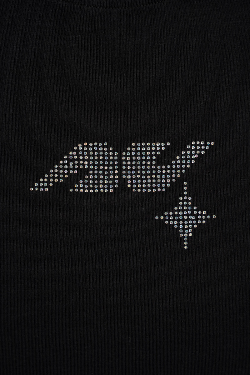 Czarny CROP TOP z ozdobną aplikacją