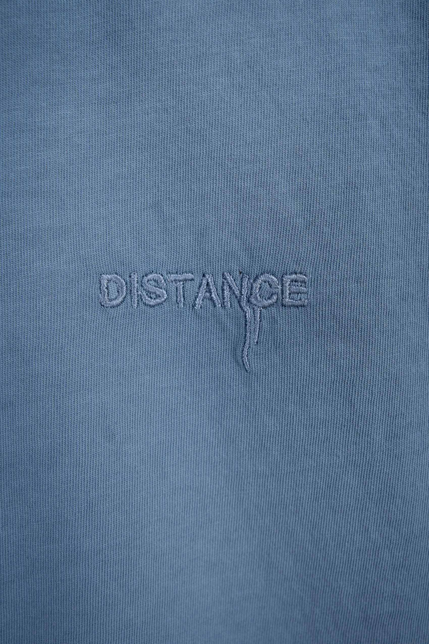 Niebieski t-shirt z efektem ombre