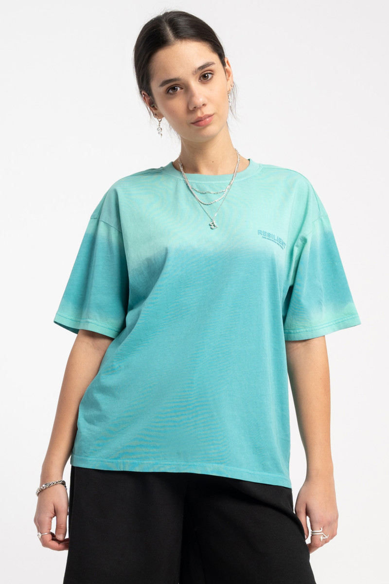 Turkusowy t-shirt z efektem sprayowania