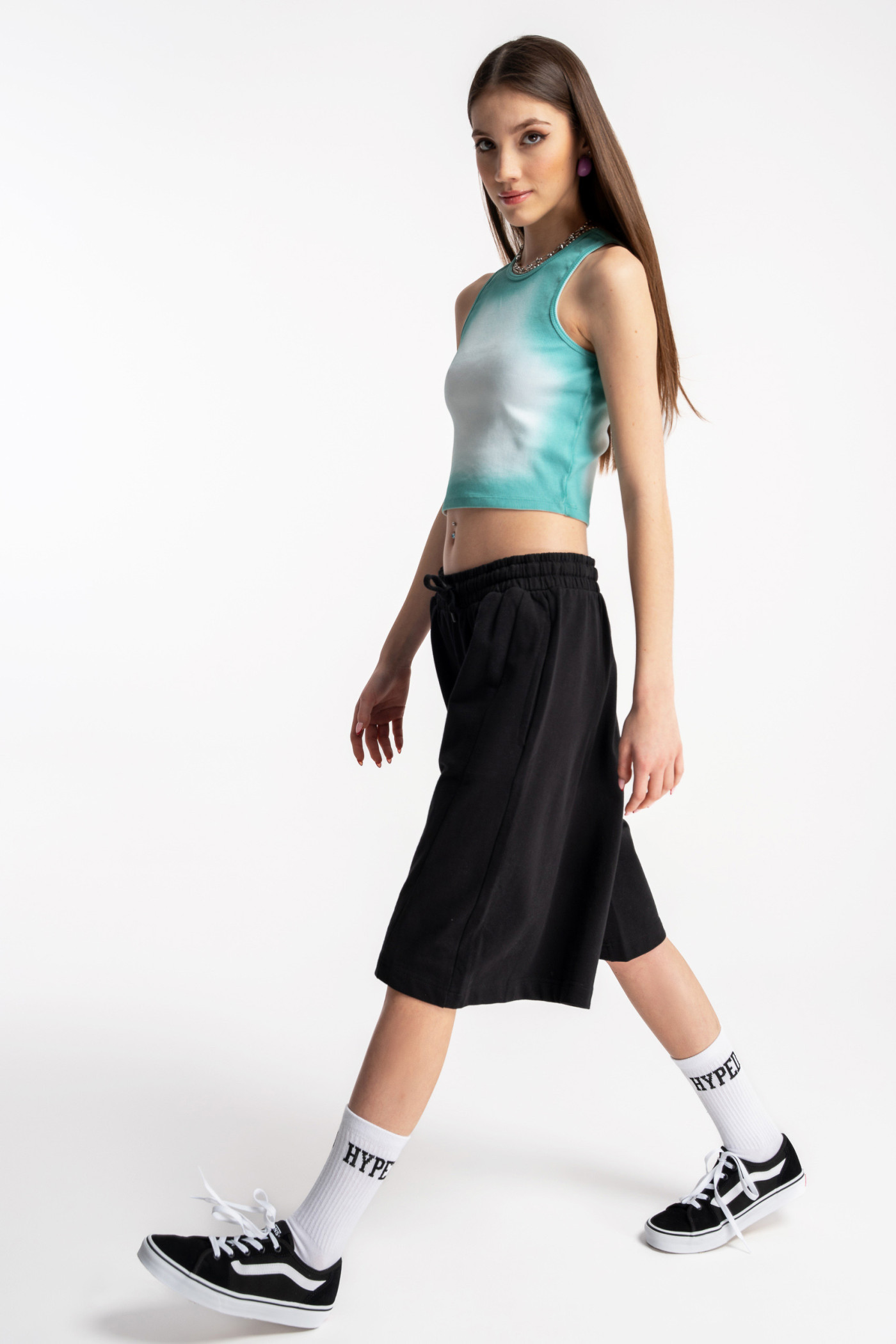 Czarne krótkie spodenki model JORTS