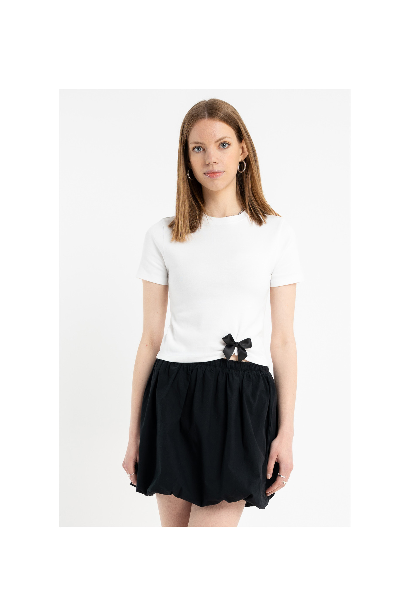 Czarna elegancka spódnica mini BOMBKA