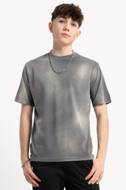 Szary t-shirt z efektem sprania