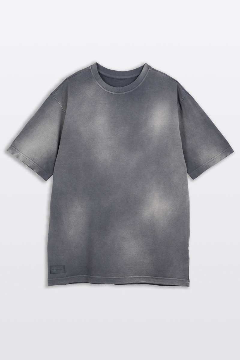 Szary t-shirt z efektem sprania