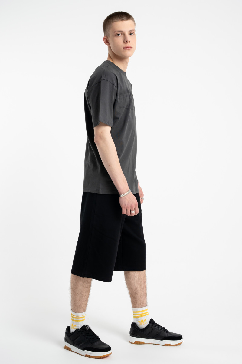 Czarne krótkie spodenki model JORTS