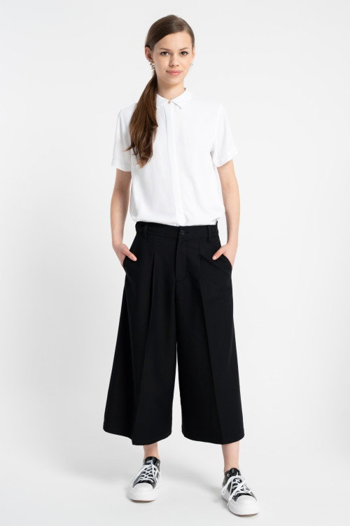 Czarne eleganckie spodnie CULOTY z szerokimi nogawkami w kant
