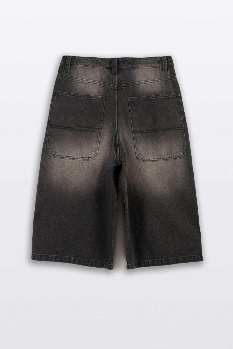 Czarne krótkie spodenki jeansowe z przetarciami model JORTS