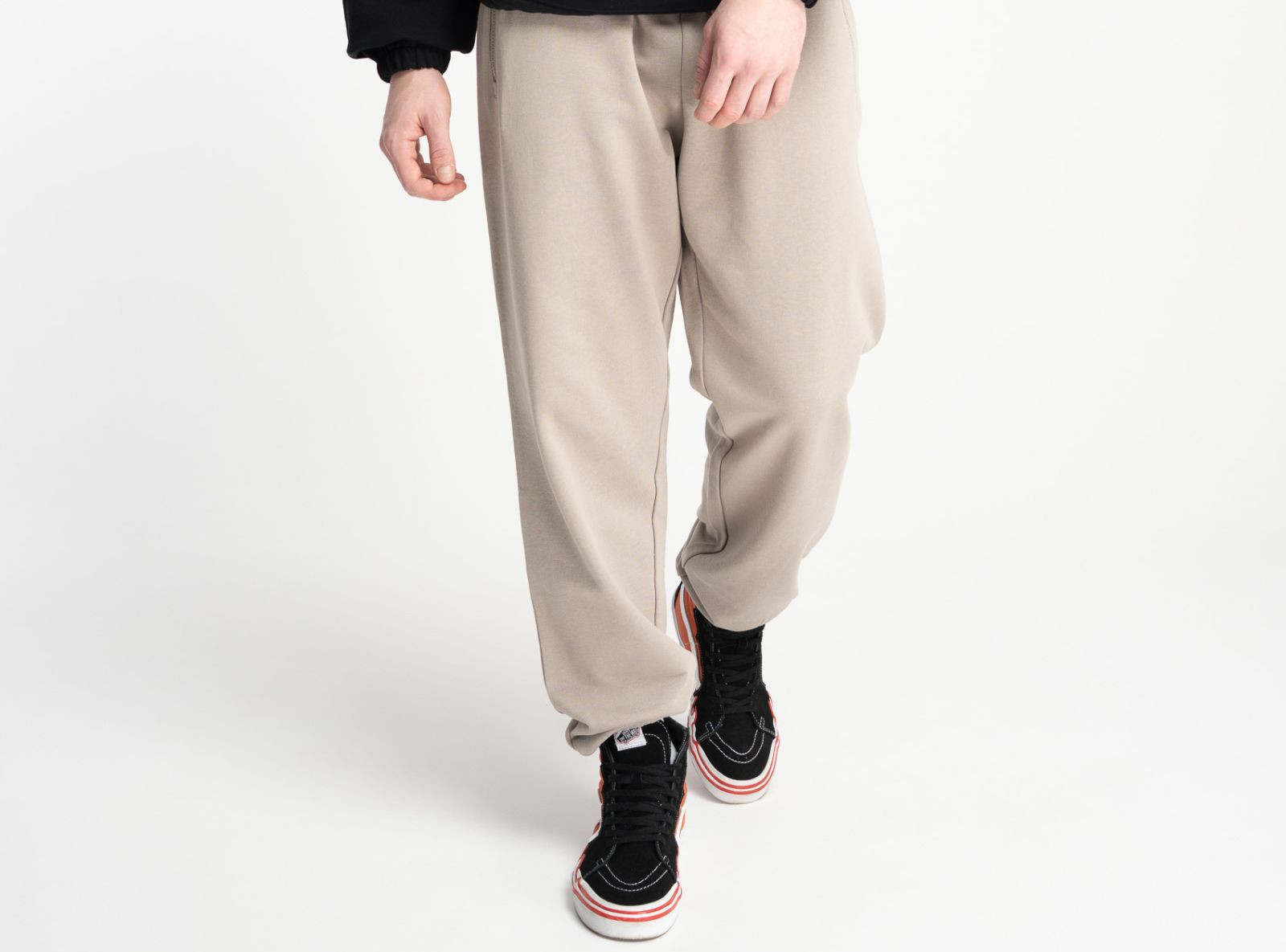 Beżowe spodnie dresowe OVERSIZE bez nadruków