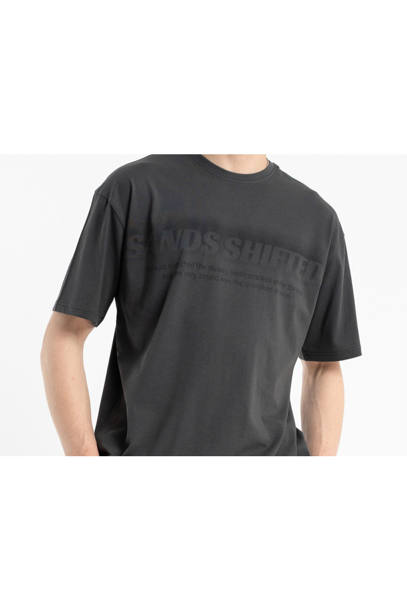 Grafitowy t-shirt z autorską grafiką z przodu, ciemny szary