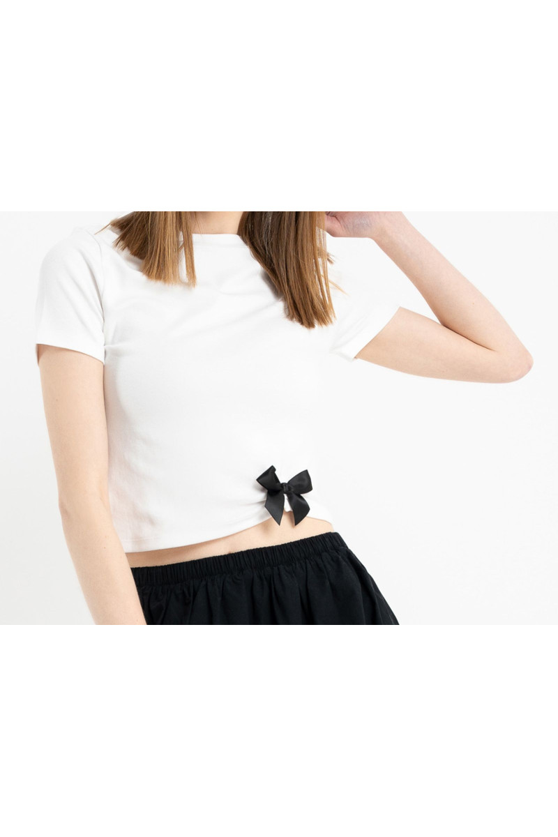 Biała bluzka SLIM z ozdobną kokardką z przodu, biały