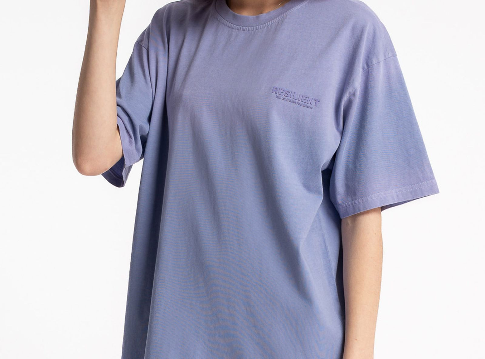 Fioletowy t-shirt z efektem sprayowania