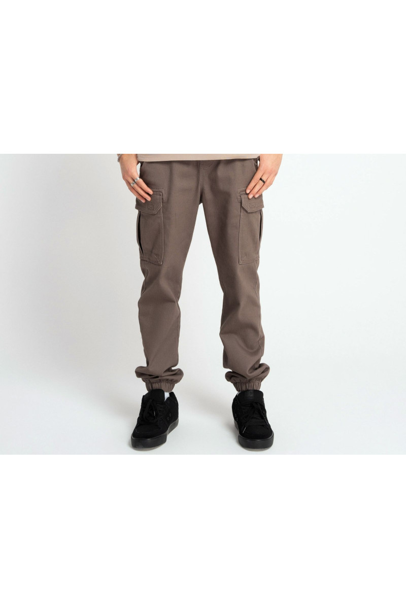 Ciemnobrązowe spodnie typu joggery z naszywanymi kieszeniami, brązowy