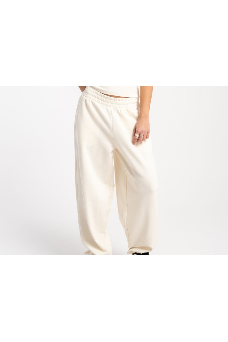 Kremowe spodnie dresowe gładkie o kroju BALLOON, kremowy