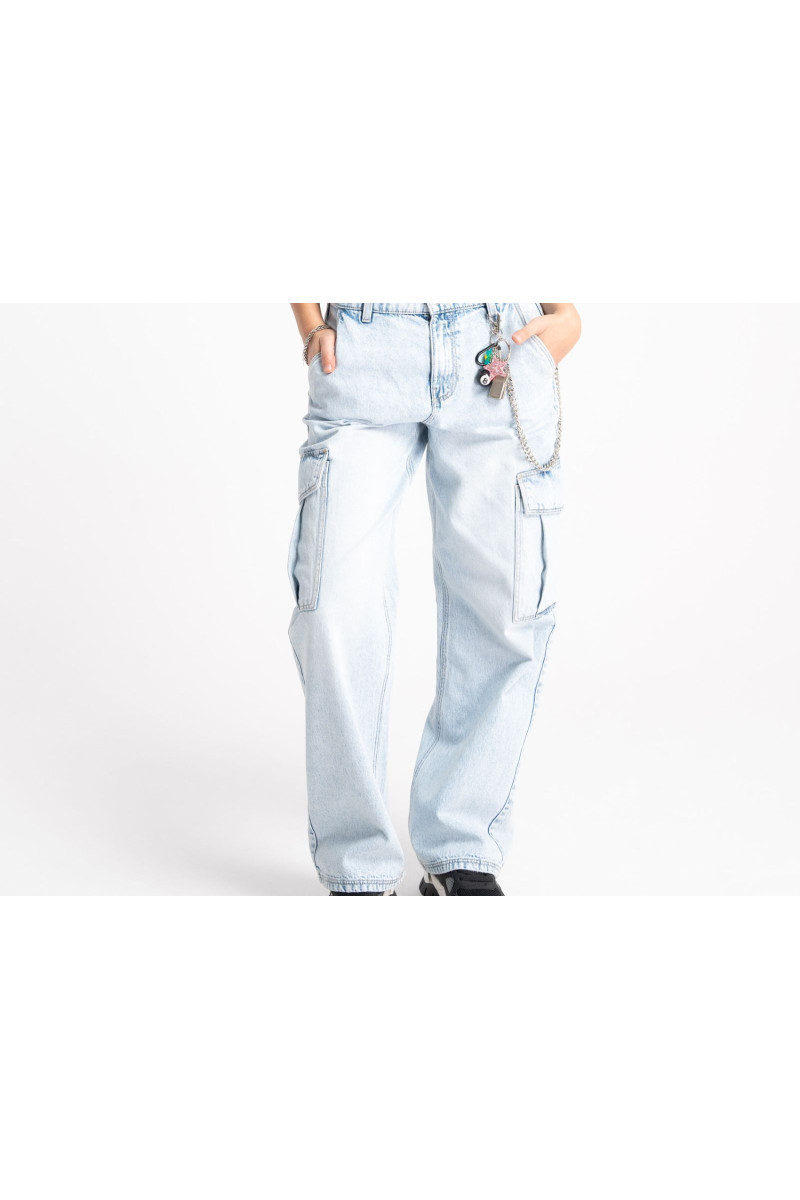 Jasnoniebieskie jeansy typu cargo z prostymi nogawkami, niebieski