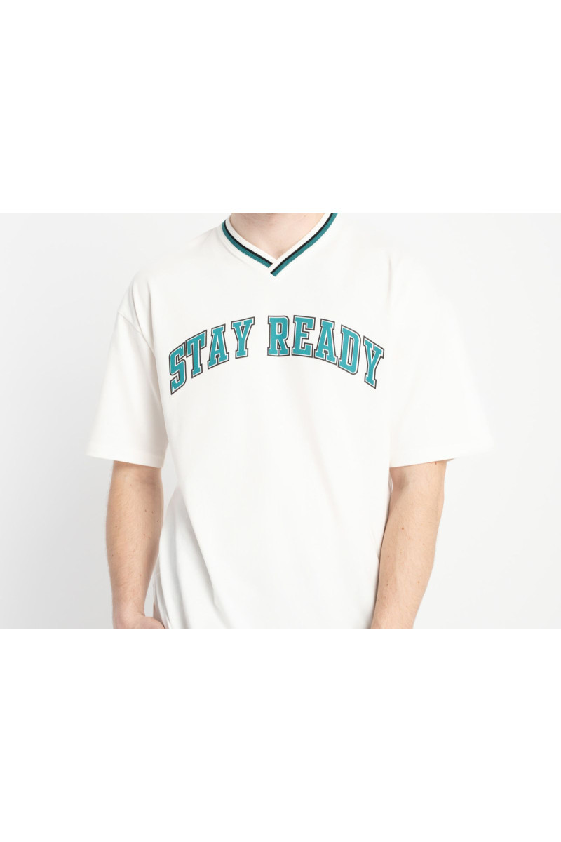 Kremowy t-shirt OVERSIZE w stylu collage z grafiką na wysokości piersi, kremowy