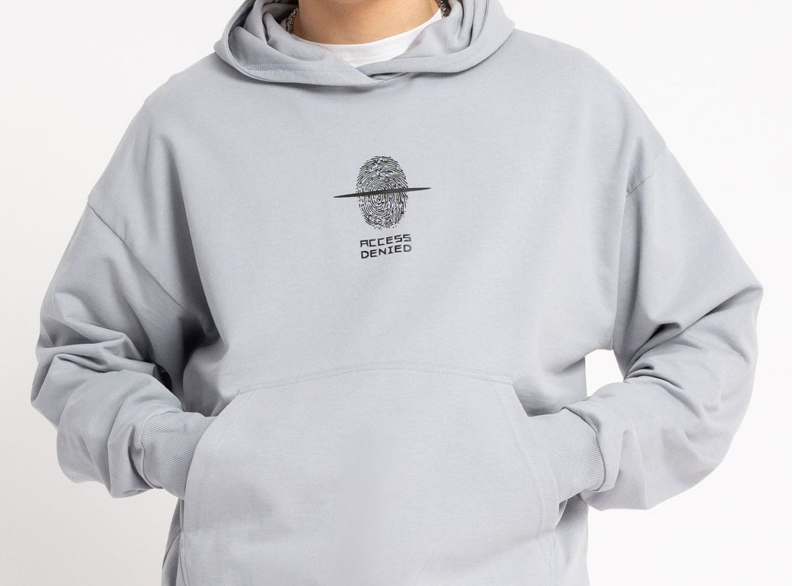 Jasnoniebieska bluza z kapturem BOXY z minimalistycznym nadrukiem