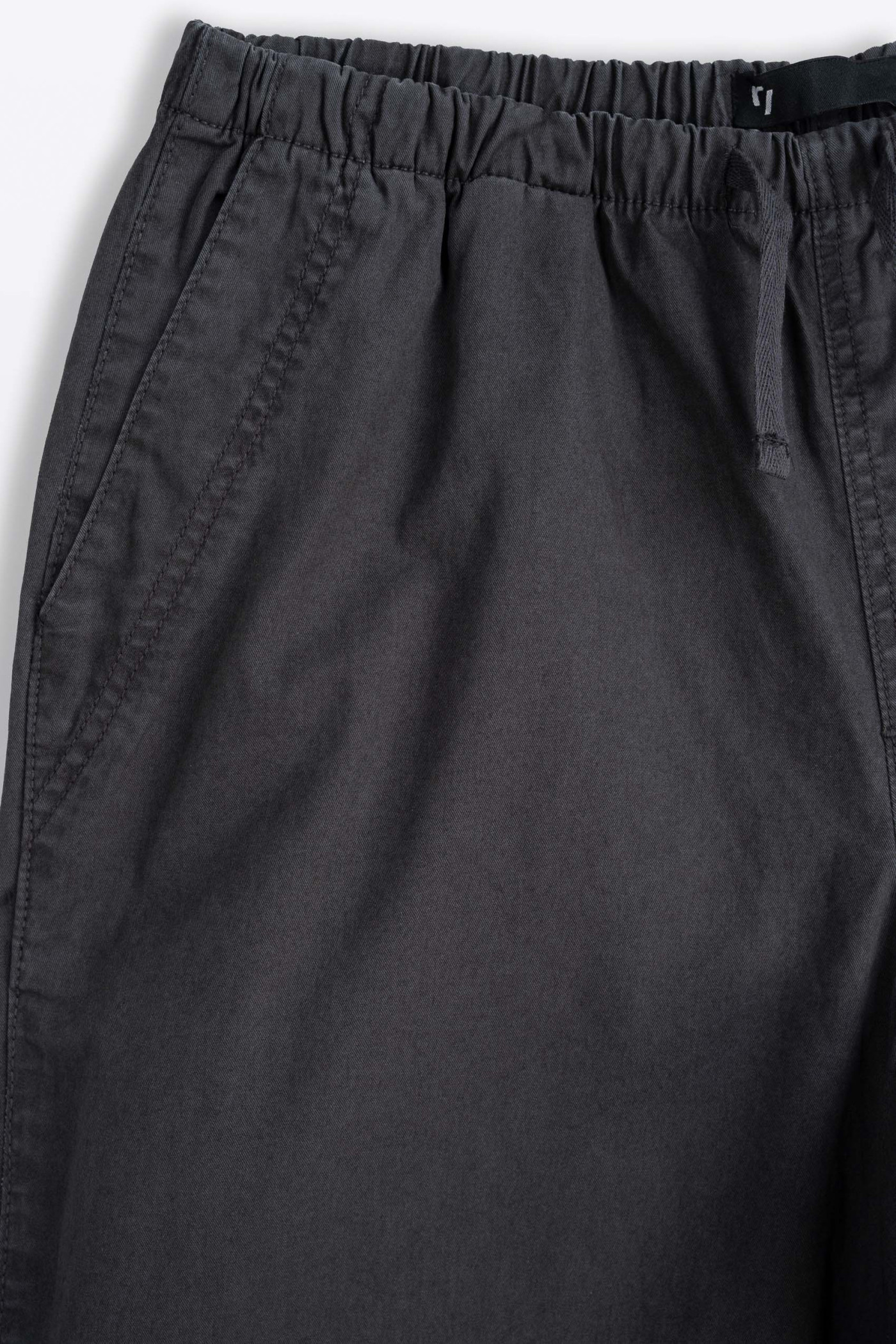 Ciemnoszare spodnie typu PARACHUTE z zaszewkami na kolanach