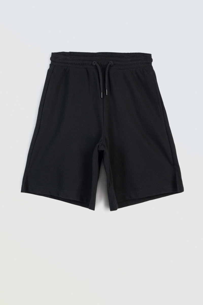 Czarne krótkie spodenki OVERSIZE dresowe bez nadruków