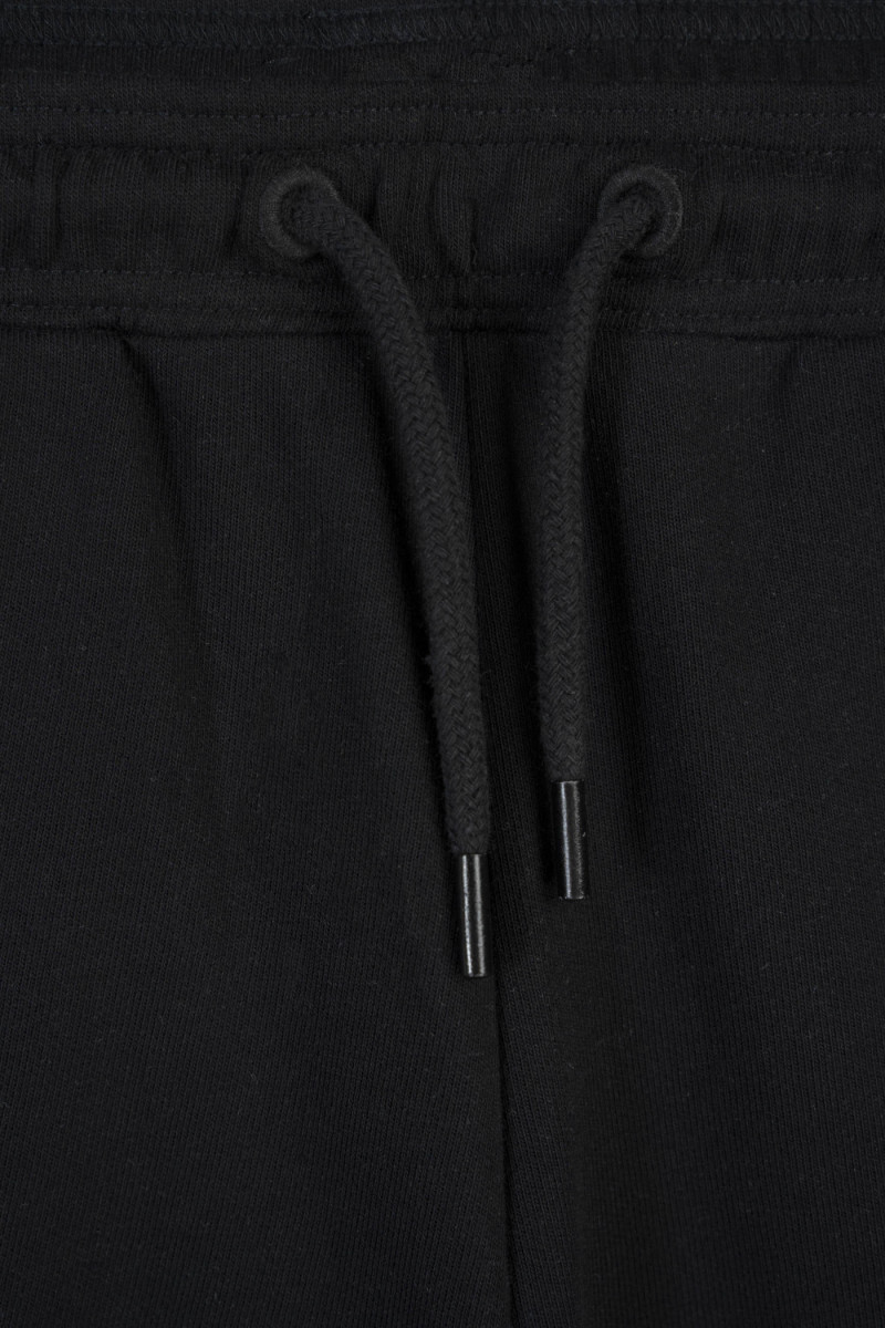 Czarne krótkie spodenki OVERSIZE dresowe bez nadruków