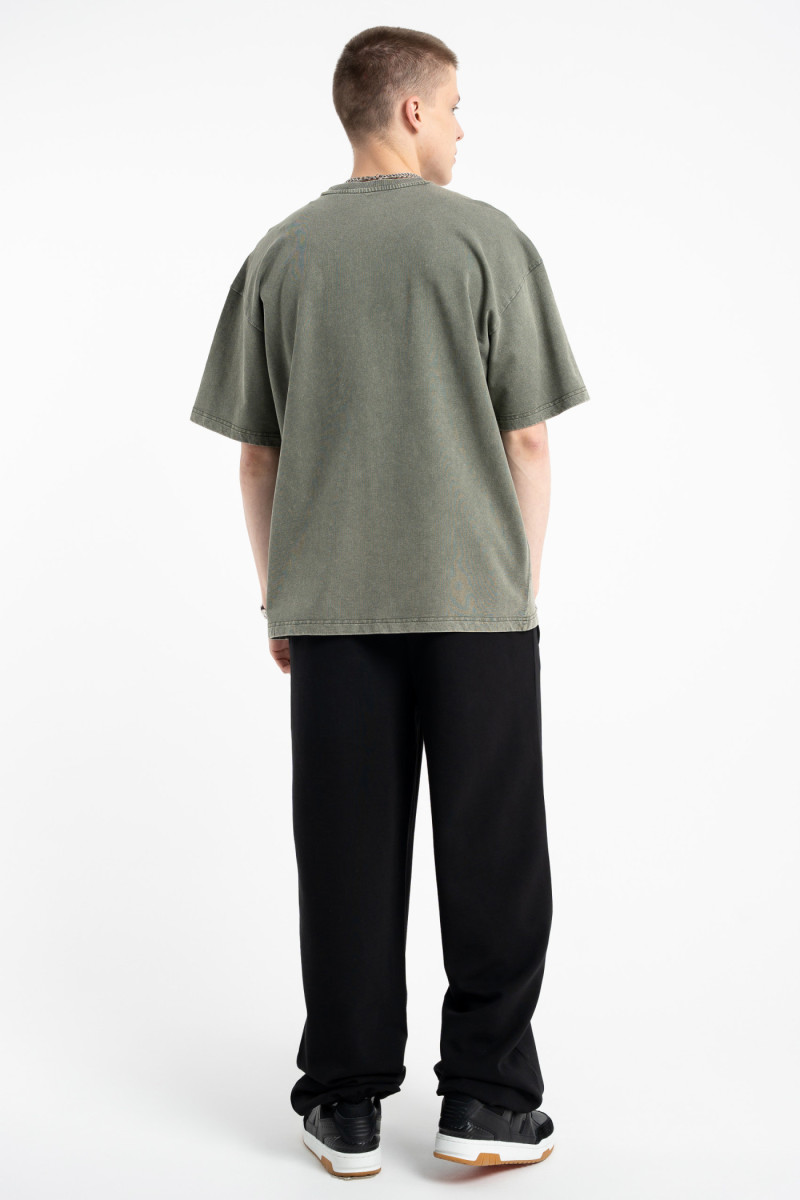 Khaki t-shirt z efektem sprania