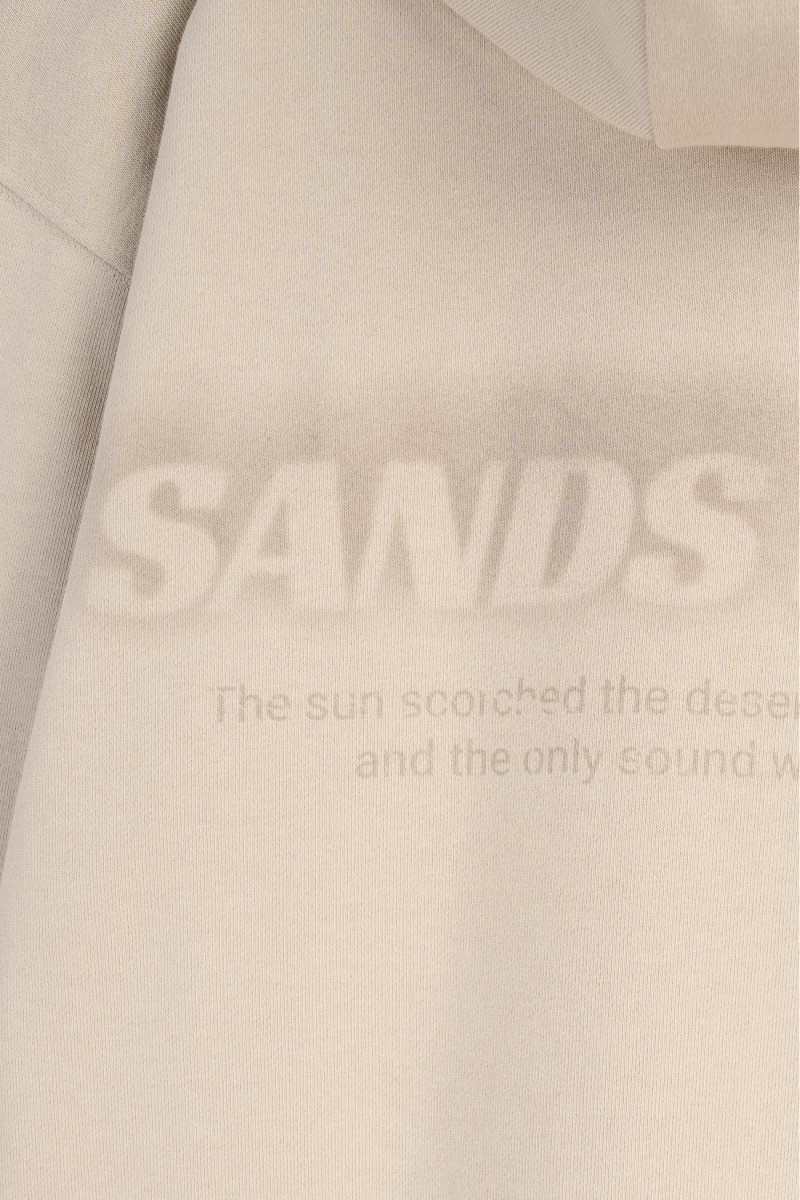 Kremowa bluza REGULAR z kapturem z nadrukiem z tyłu
