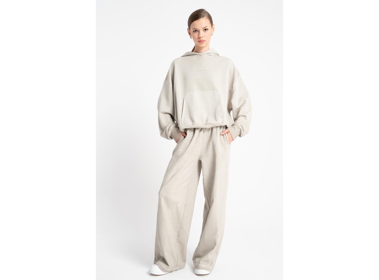 Beżowa bluza BOXY z efektem sprania z kapturem