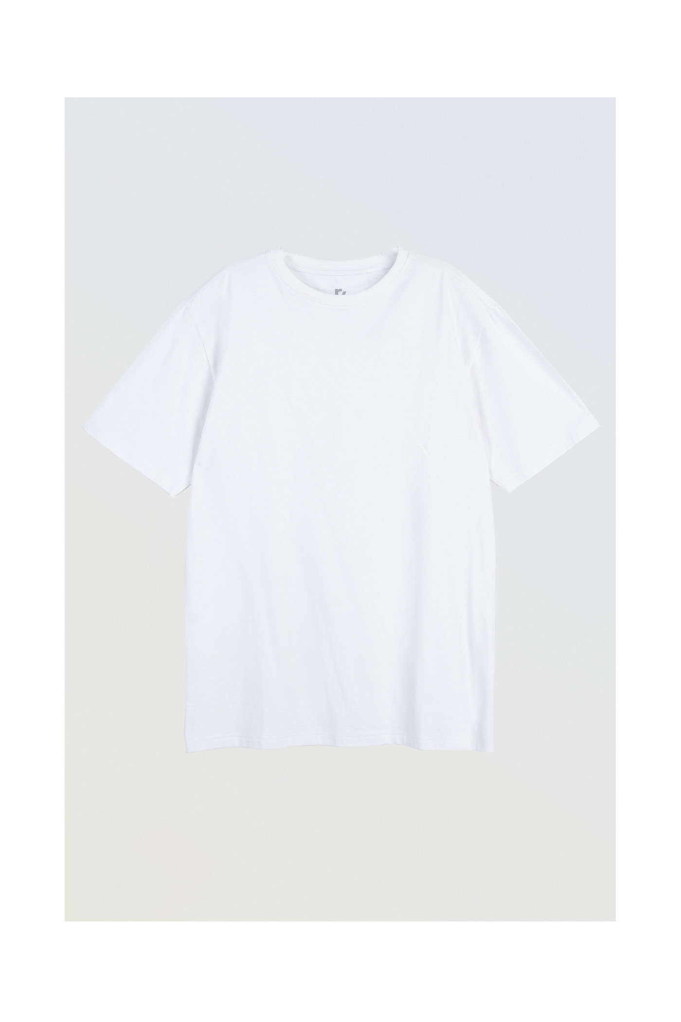 Biały t-shirt bez nadruków